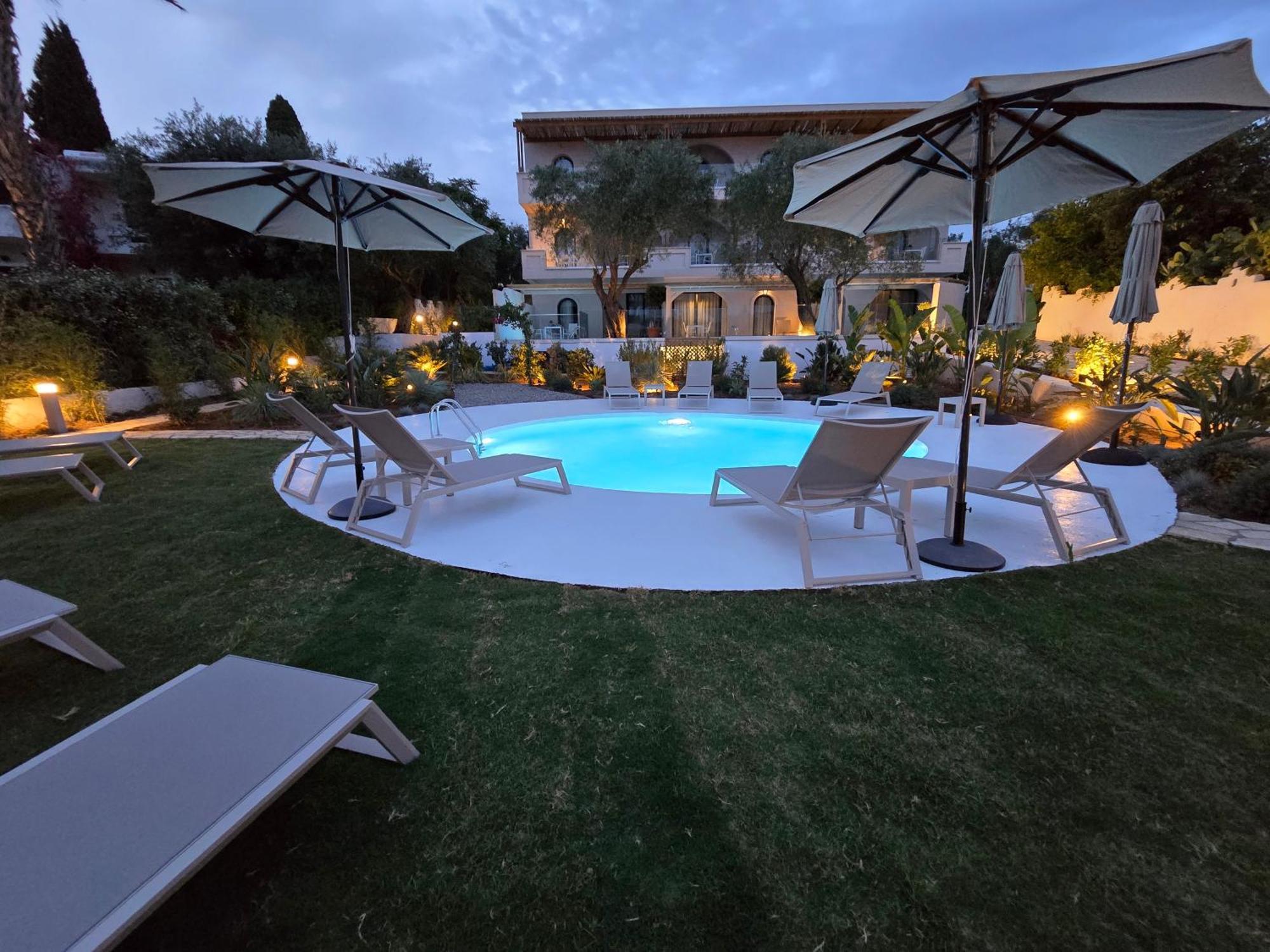 קונטואקלי Loadstar Rooms & Suites מראה חיצוני תמונה