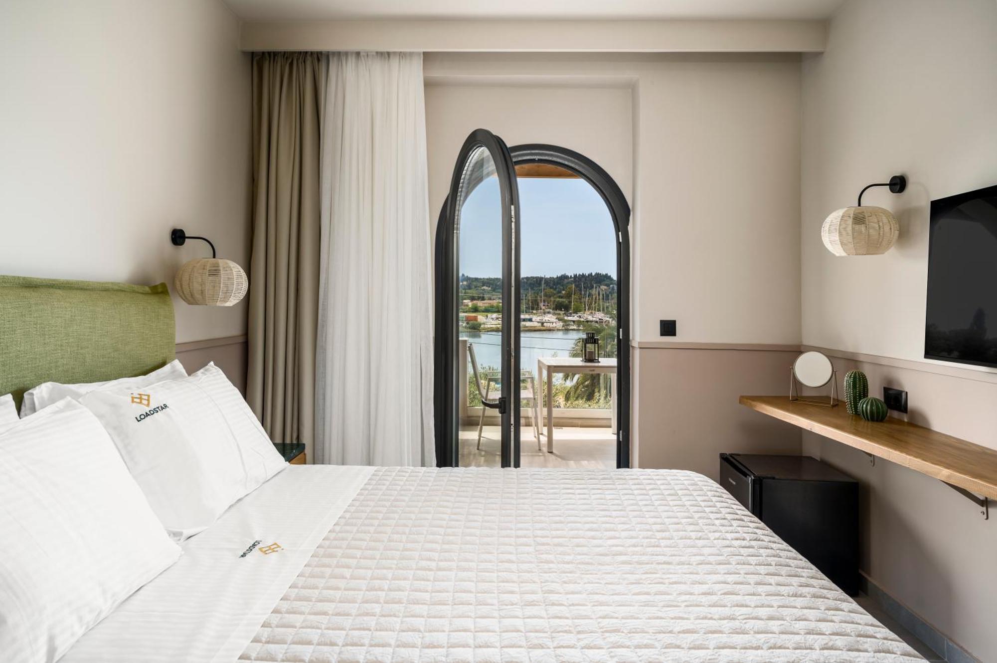 קונטואקלי Loadstar Rooms & Suites מראה חיצוני תמונה